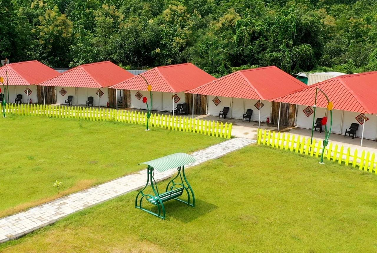 Praveg Tent City Narmada, Statue Of Unity Kevadia エクステリア 写真
